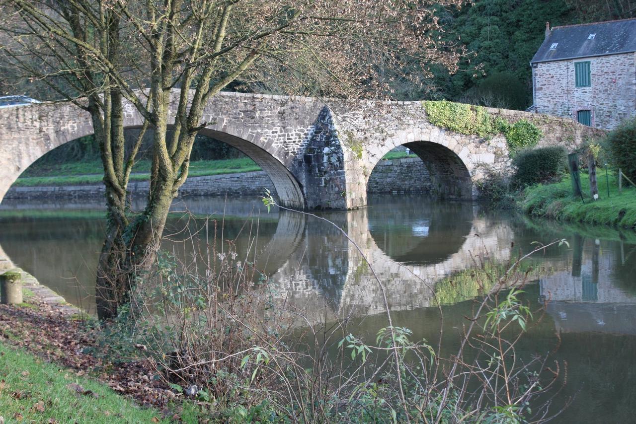 La Tocade Del Arte - Dinan Bed & Breakfast Lanvallay Dış mekan fotoğraf