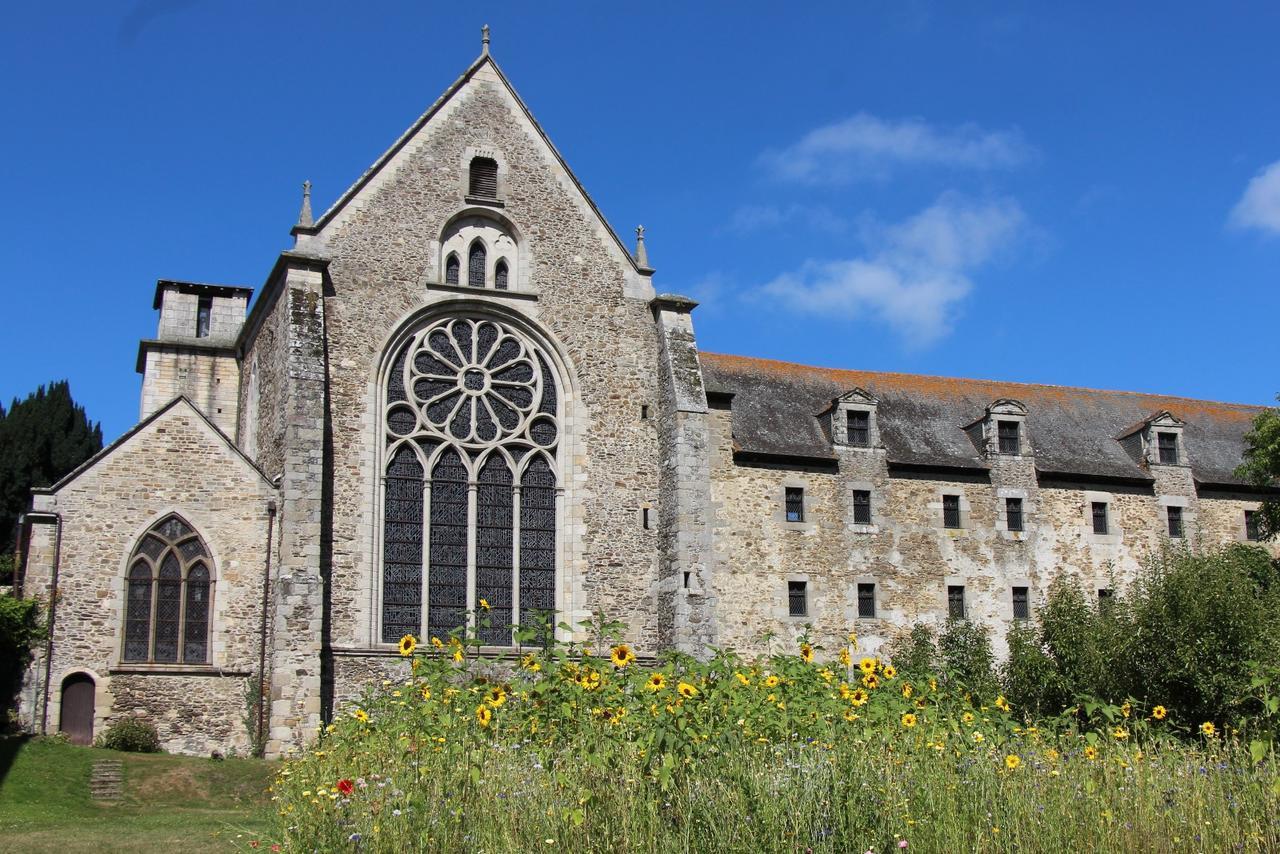 La Tocade Del Arte - Dinan Bed & Breakfast Lanvallay Dış mekan fotoğraf
